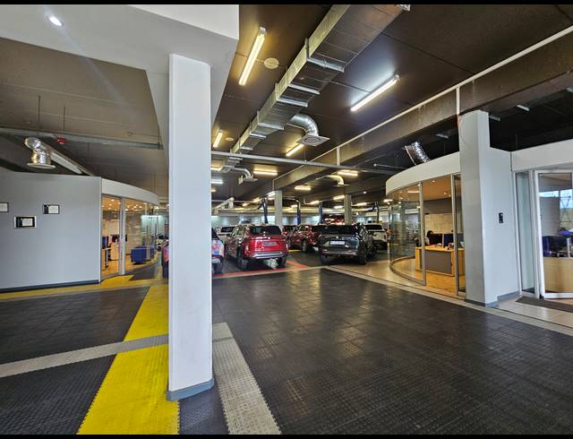 8,760M² WAREHOUSE TO LET IN LINBRO PARK